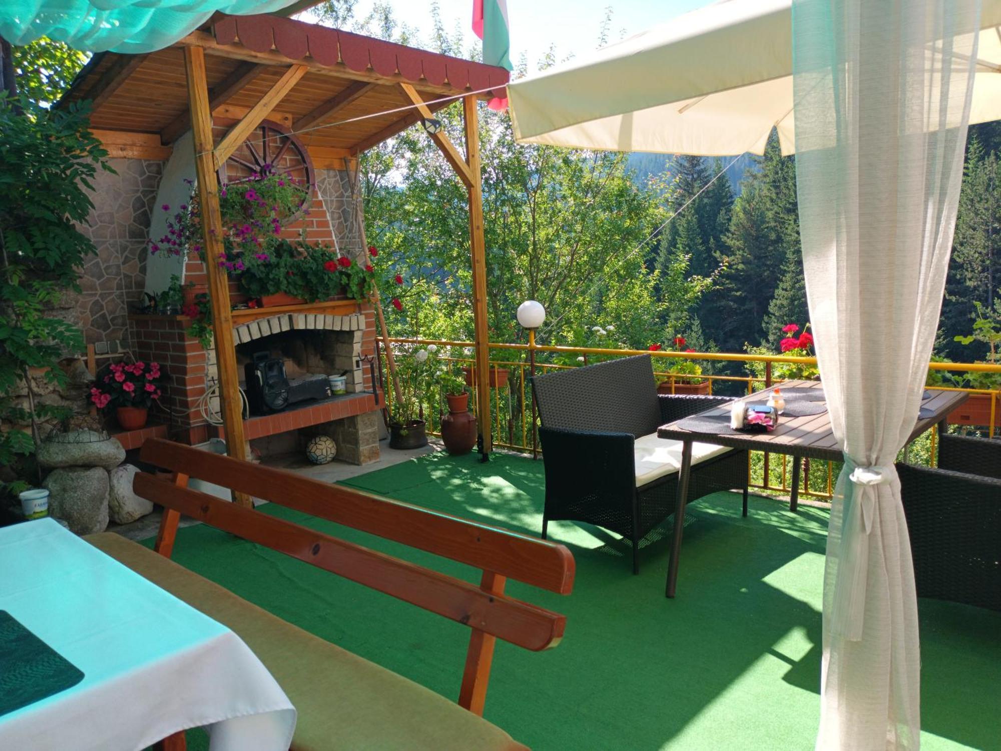 Guest House Stoletnika Yagodina Exterior photo